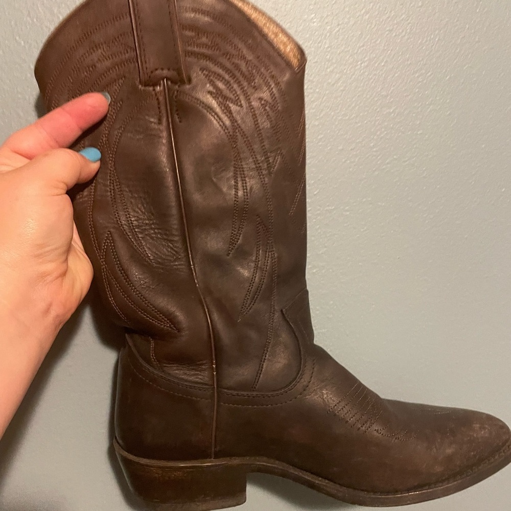 Frye boots Distressed